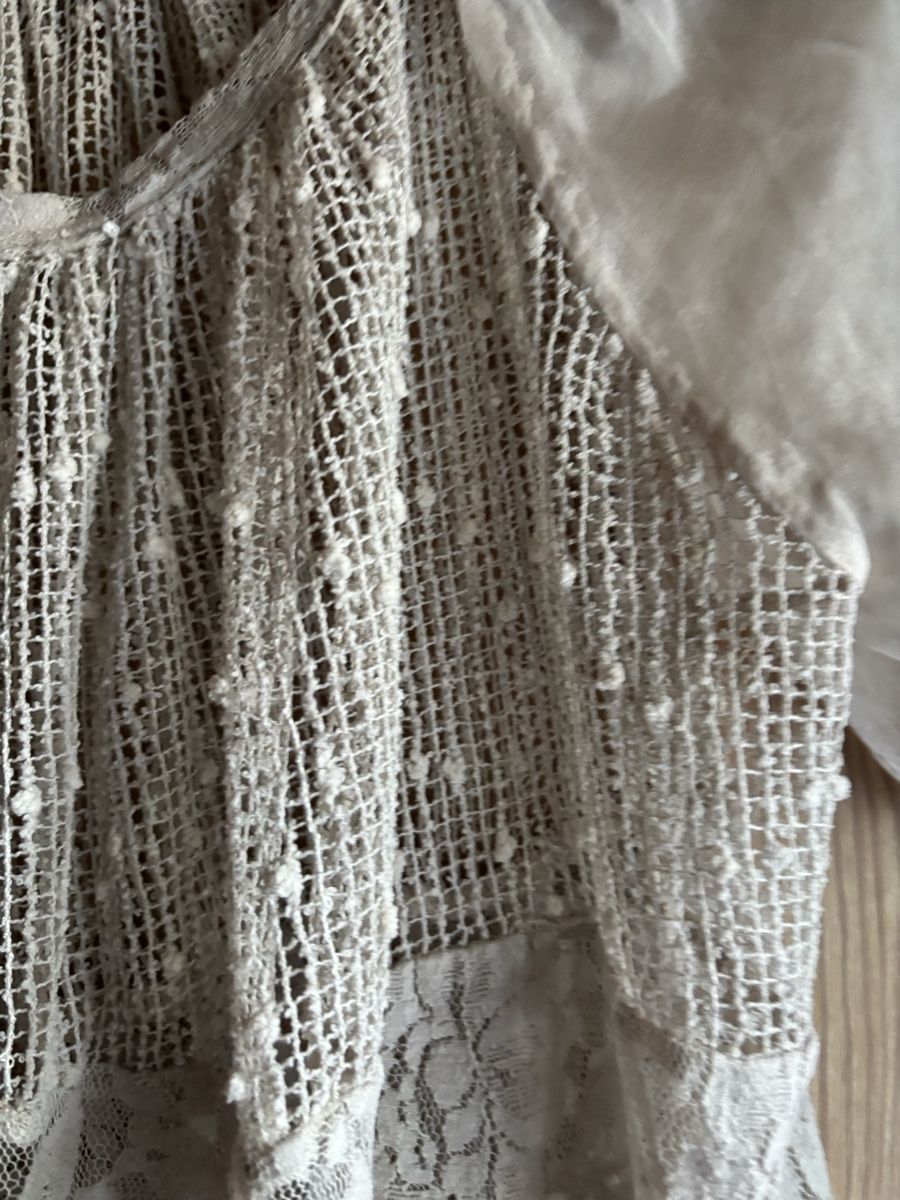 T-shirt: Shirt mit Spitze & Organza – Usato da Balsthal venduto da wasserente 1