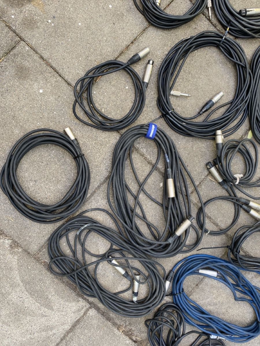 Câbles: Lot de câbles XLR, jack – D'occasion à Lommiswil par Labruce 2