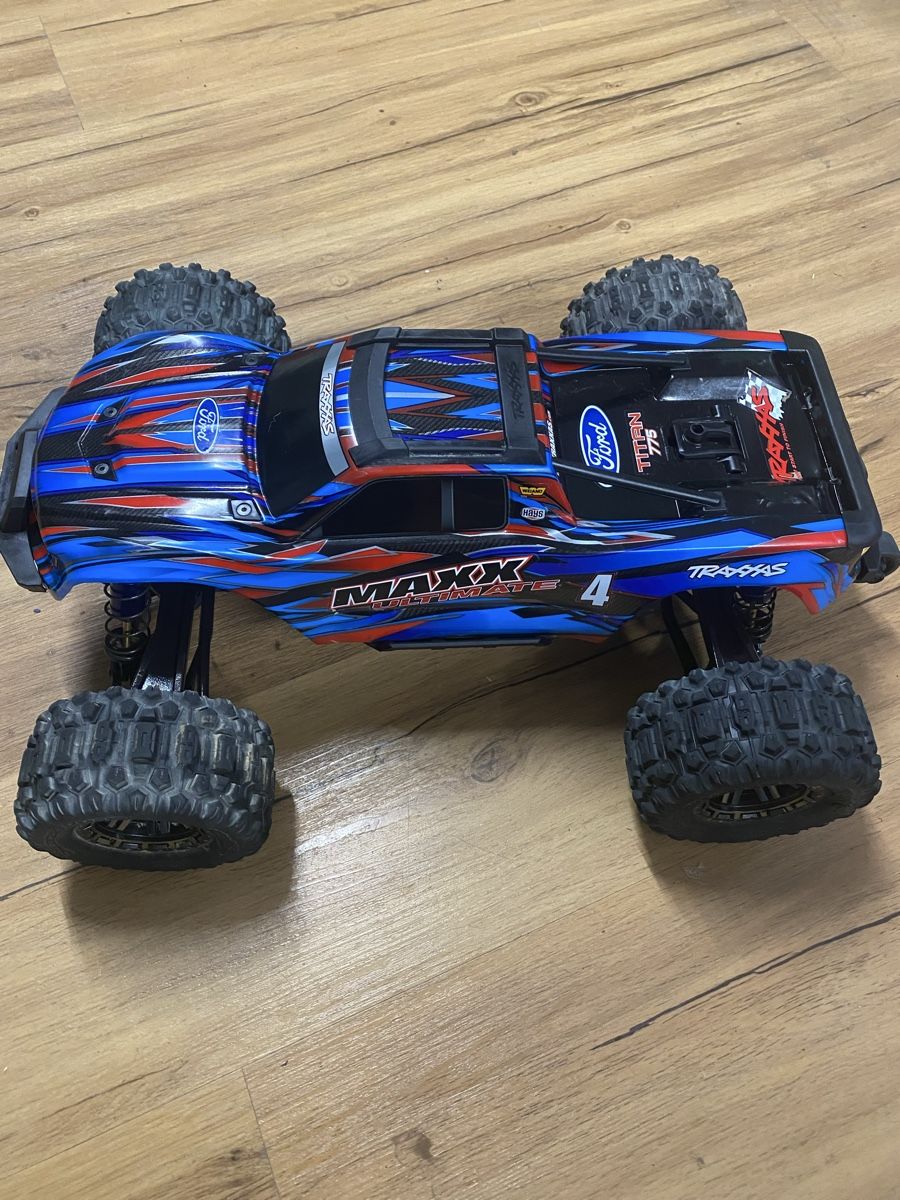 Traxxas Modellismo RC: RC Auto Traxxas Maxx Ultimate Ford Modell gebraucht – Usato da Hinteregg venduto da RomanoB 2
