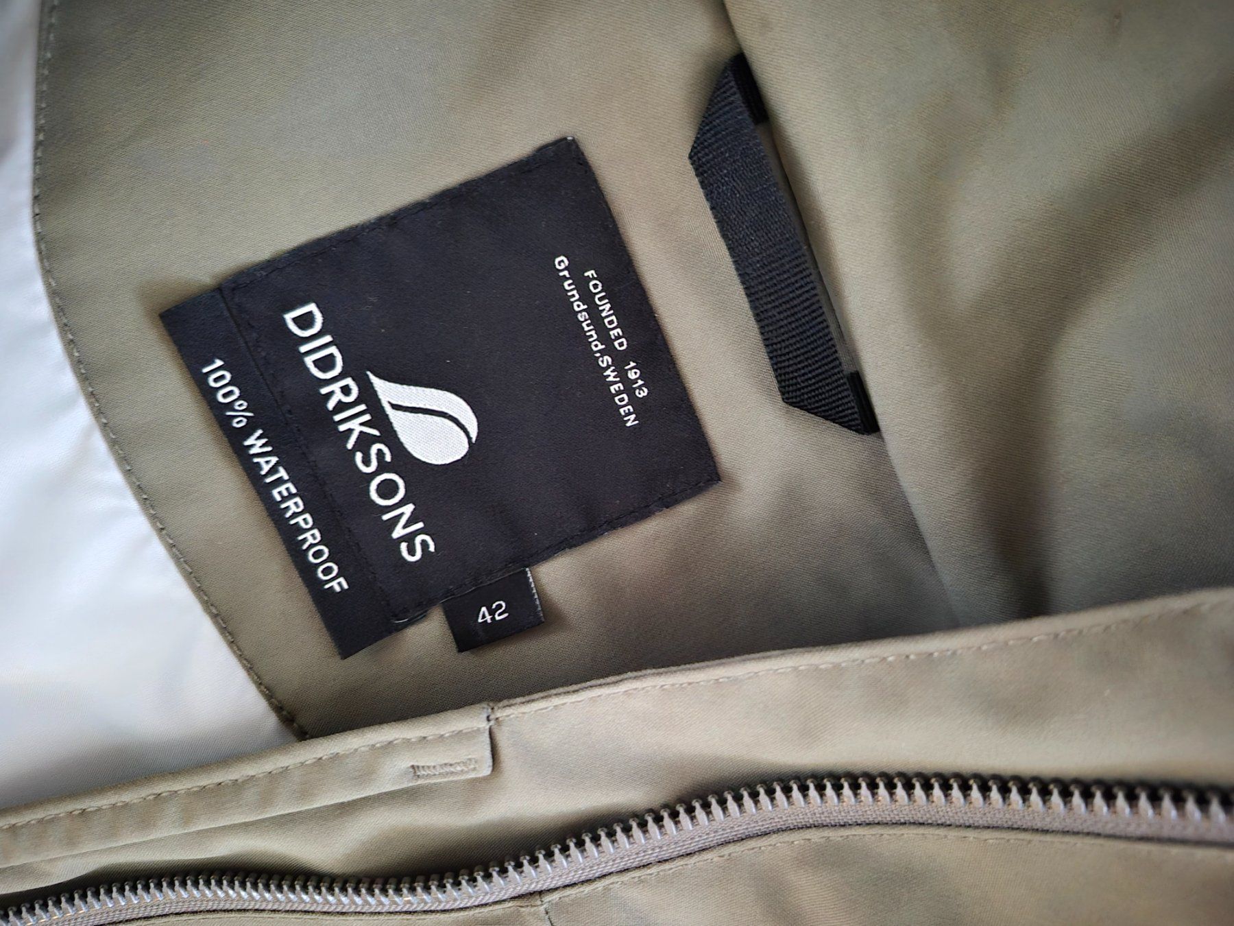 Giacche: Didricksons übergangsjacke num.42 np: 230,- – Usato da Wetzikon ZH venduto da Santalik 1