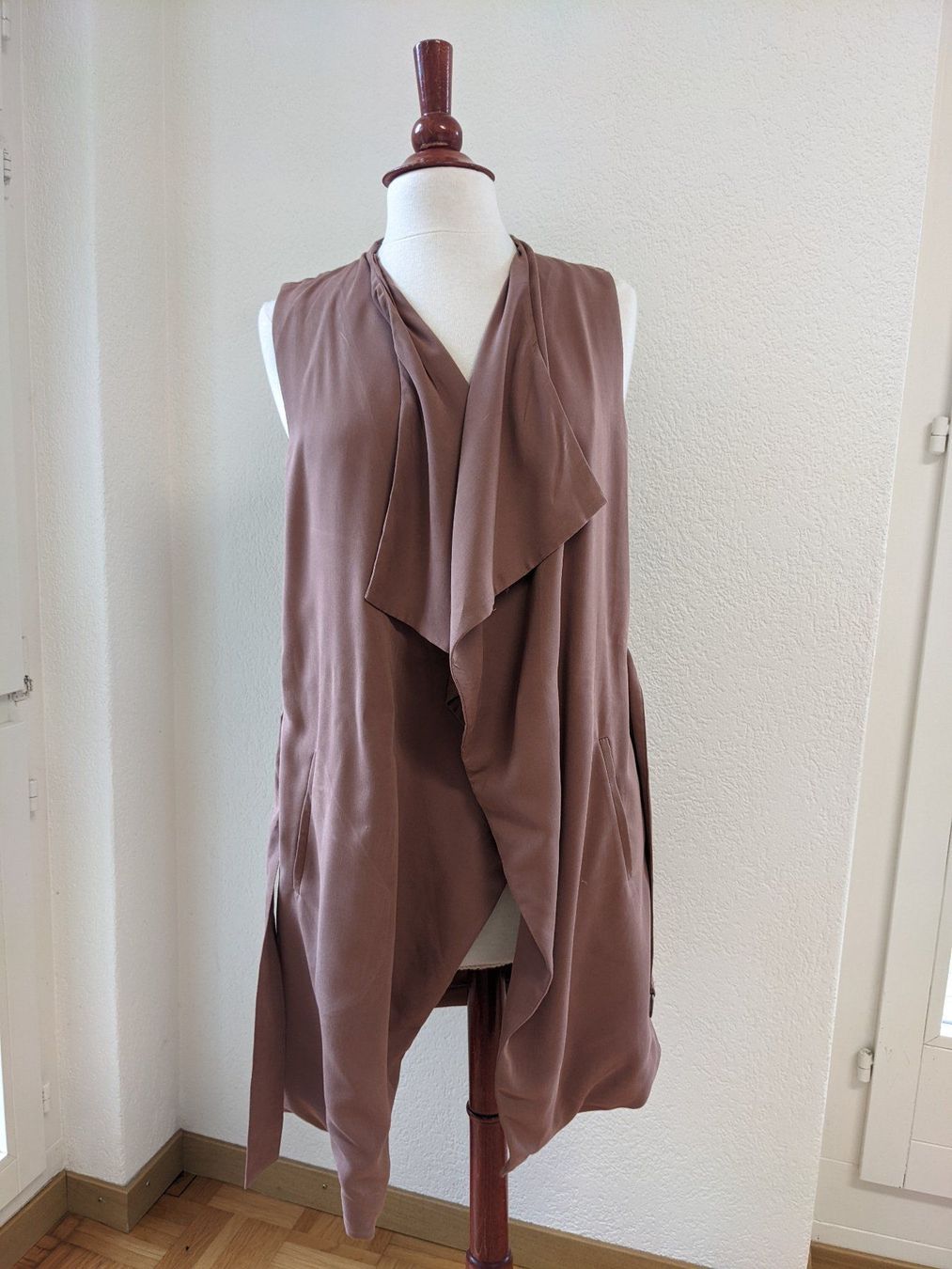 Only Gilet & Giacche senza maniche: Only Alexis Weste braun Gr. 36 – Usato da Lengnau AG venduto da Nathi88 7