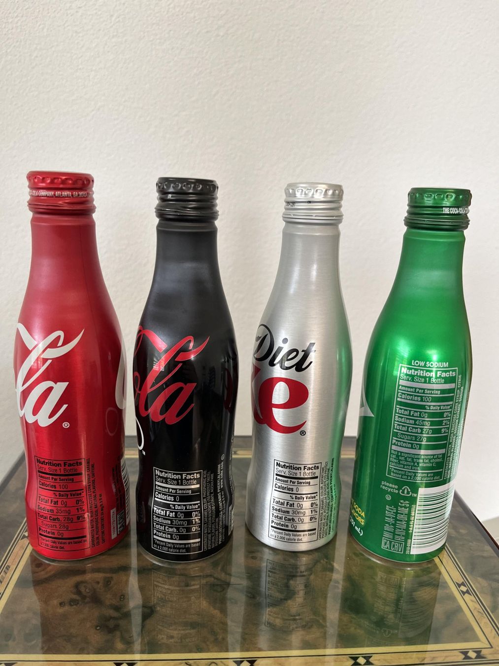 Borracce & Thermos: 4 Flaschen Coca Cola, Diet Coke, Coke Zero, Sprite 251ml – Nuovo e nell'imballaggio originale da Thayngen venduto da Sylv0 1