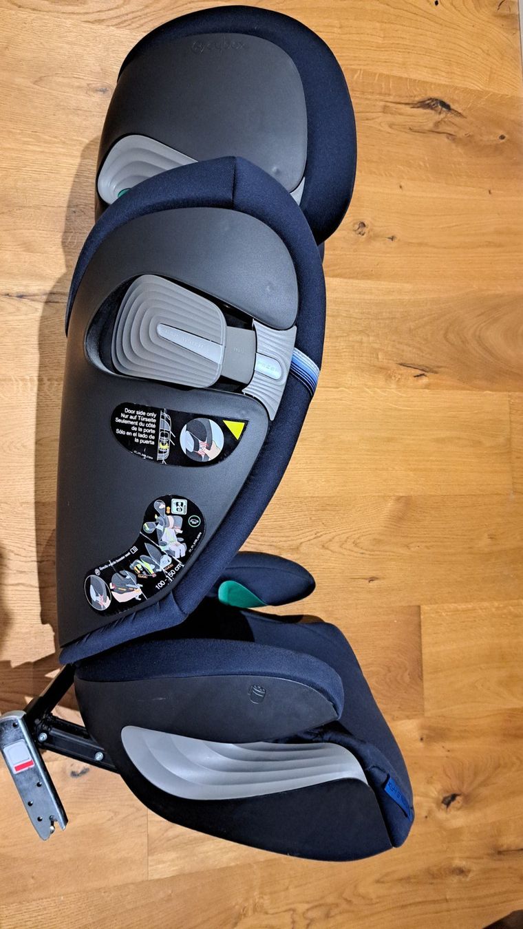 Cybex Sièges auto: Cybex Solution S i-Fix Kindersitz (dunkelblau) – D'occasion à Erlinsbach par carolinalexia 4