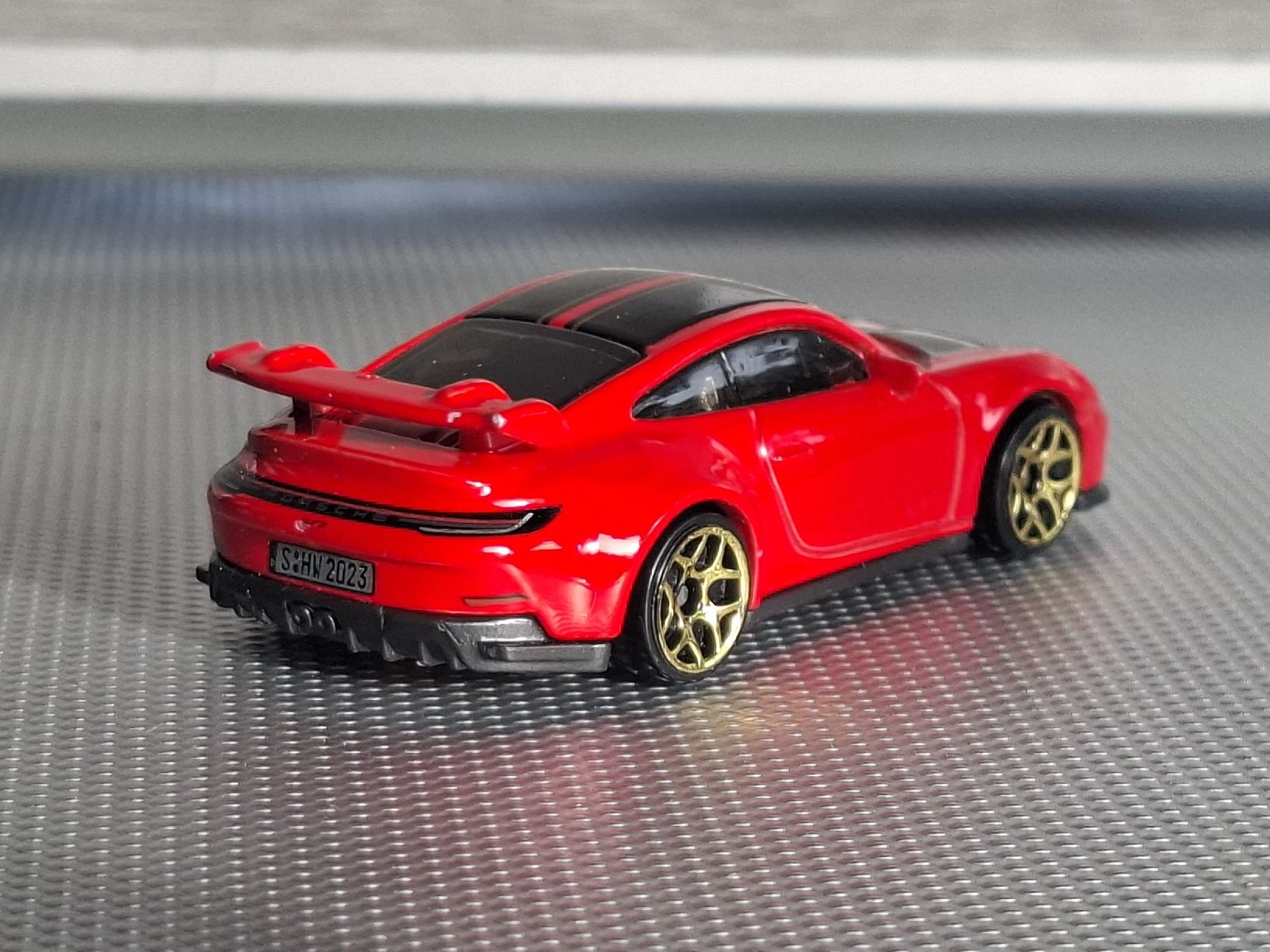 Hot Wheels Modellini d'auto: HOTWHEELS PORSCHE 911 GT3 – Usato da Reinach BL venduto da vwbora75 3