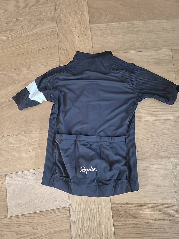 Canottiere & Pantaloni: Rapha Damen Tricot Schwarz G S – Usato da Buchrain venduto da chrigebrunner 2