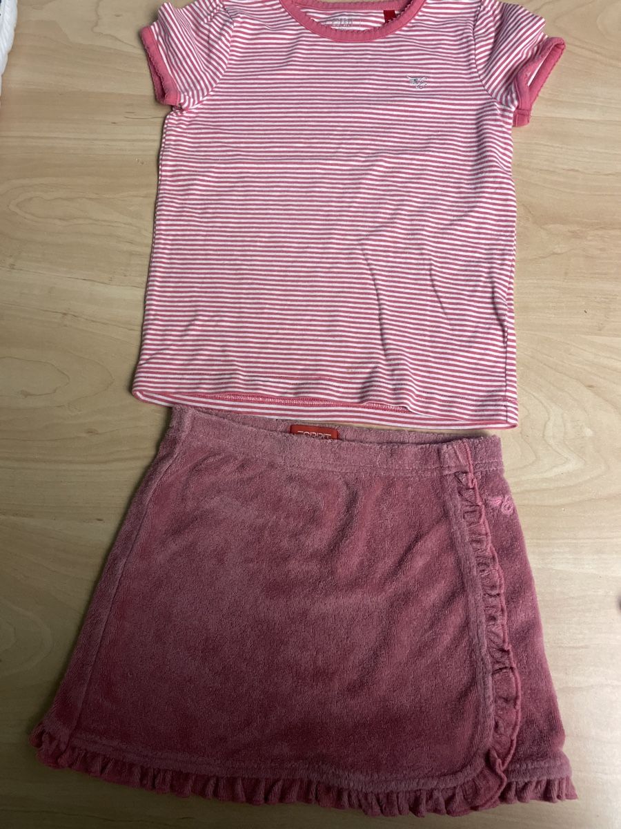 Esprit Lotti & Set di vestiti: Süsses Esprit Sommerset Gr.104/110 – Usato da Obergerlafingen venduto da cabo4