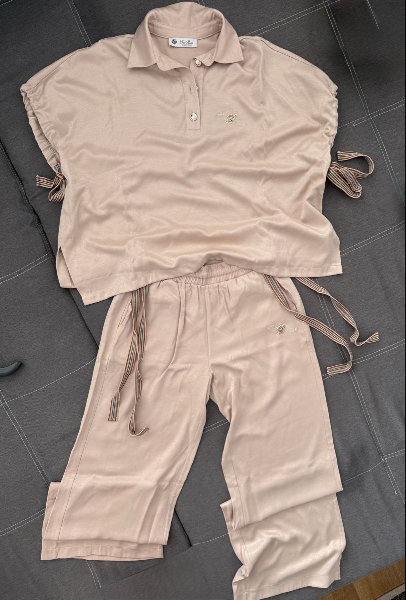 Completi & Tailleur: Loro Piana Anzug Gr.S NEU – Nuovo e nell'imballaggio originale da Reinach AG venduto da innamac