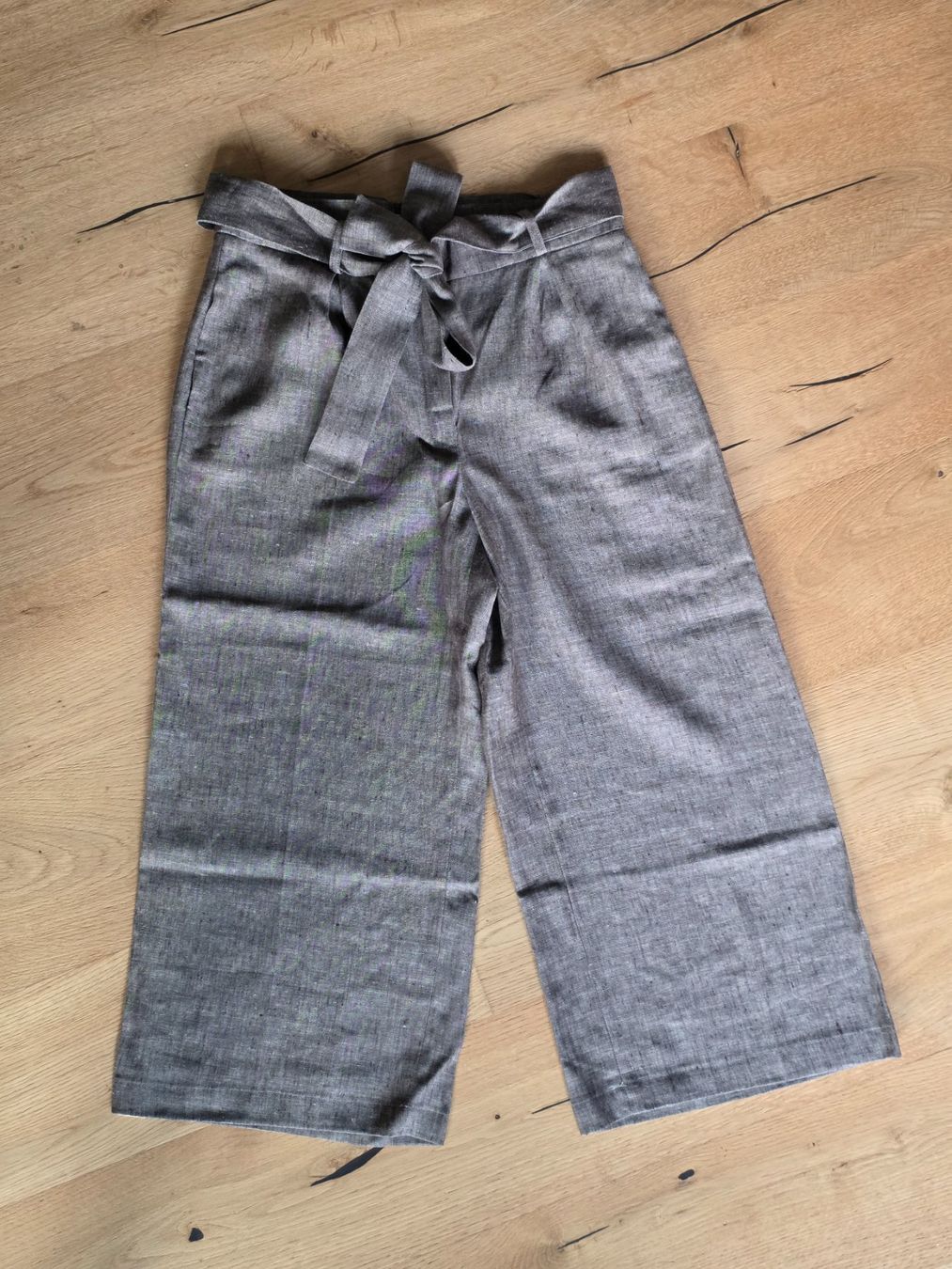 Pantaloni: Neue Culotte Hose Gr. M Leinen mit Bindegürtel – Nuovo (secondo la descrizione) da Zürich venduto da tsu_76bc 8