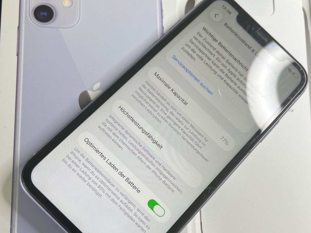 Apple Telefoni cellulari / Smartphones: iPhone 11 Purple 64GB mit OVP – Usato da Teufenthal AG venduto da MeYaTech 1