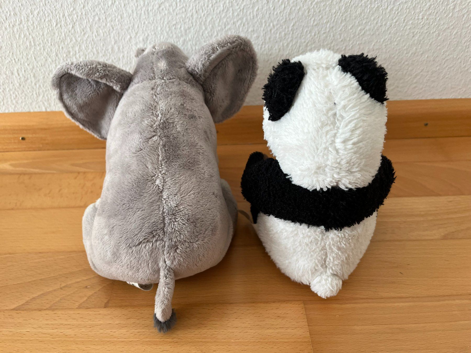 Giocattoli: Elefant und Panda - Plüschtier – Usato da Muttenz venduto da Juvenile33 6