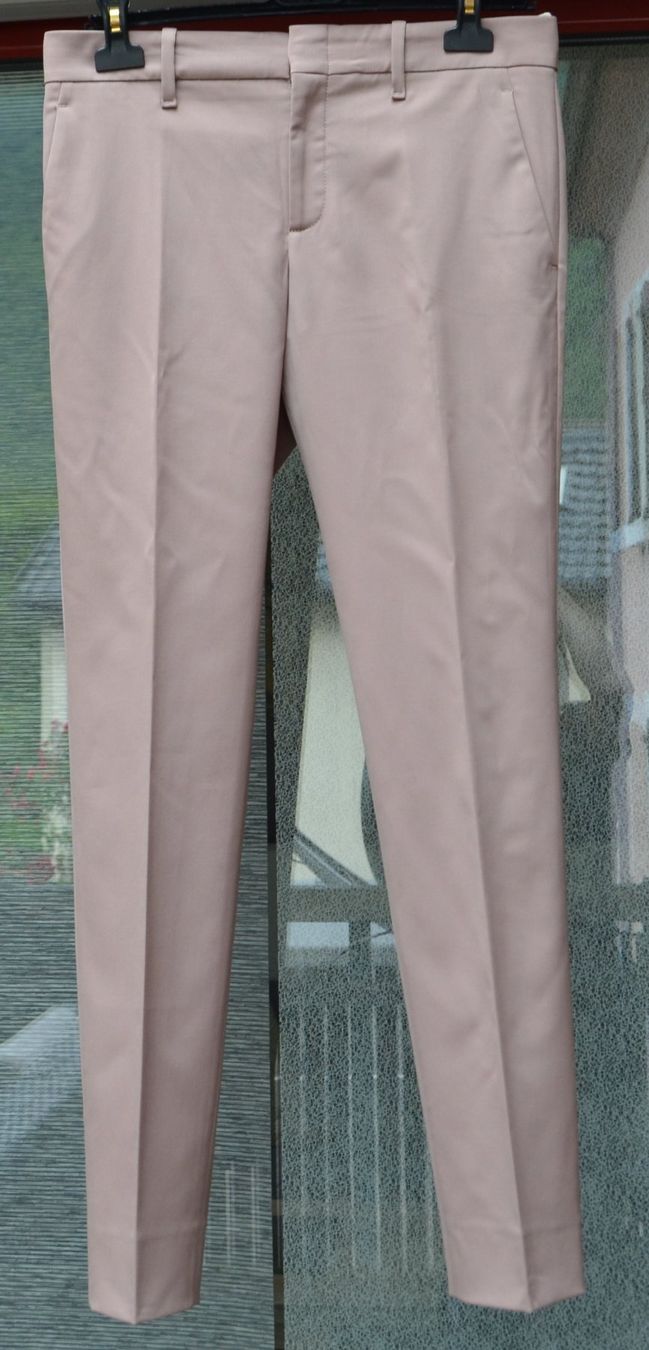 Gucci Pantaloni: Gucci Hose / pantalon 38 – Usato da Collonges venduto da arashee