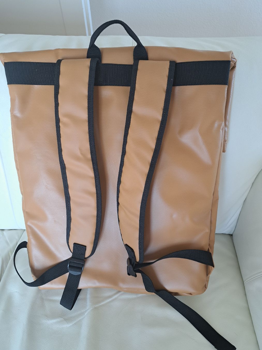 Bree Zaini: Bree Pnch 93 Backpack Rucksack Terra Laptopfach Neu – Nuovo e nell'imballaggio originale da Thalwil venduto da sternenstaub369 1