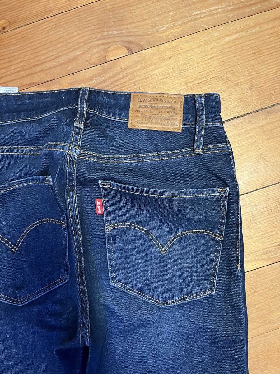 Levi's Jeans: Levi‘s Jeans – Usato da Winterthur venduto da Milly_z9 1