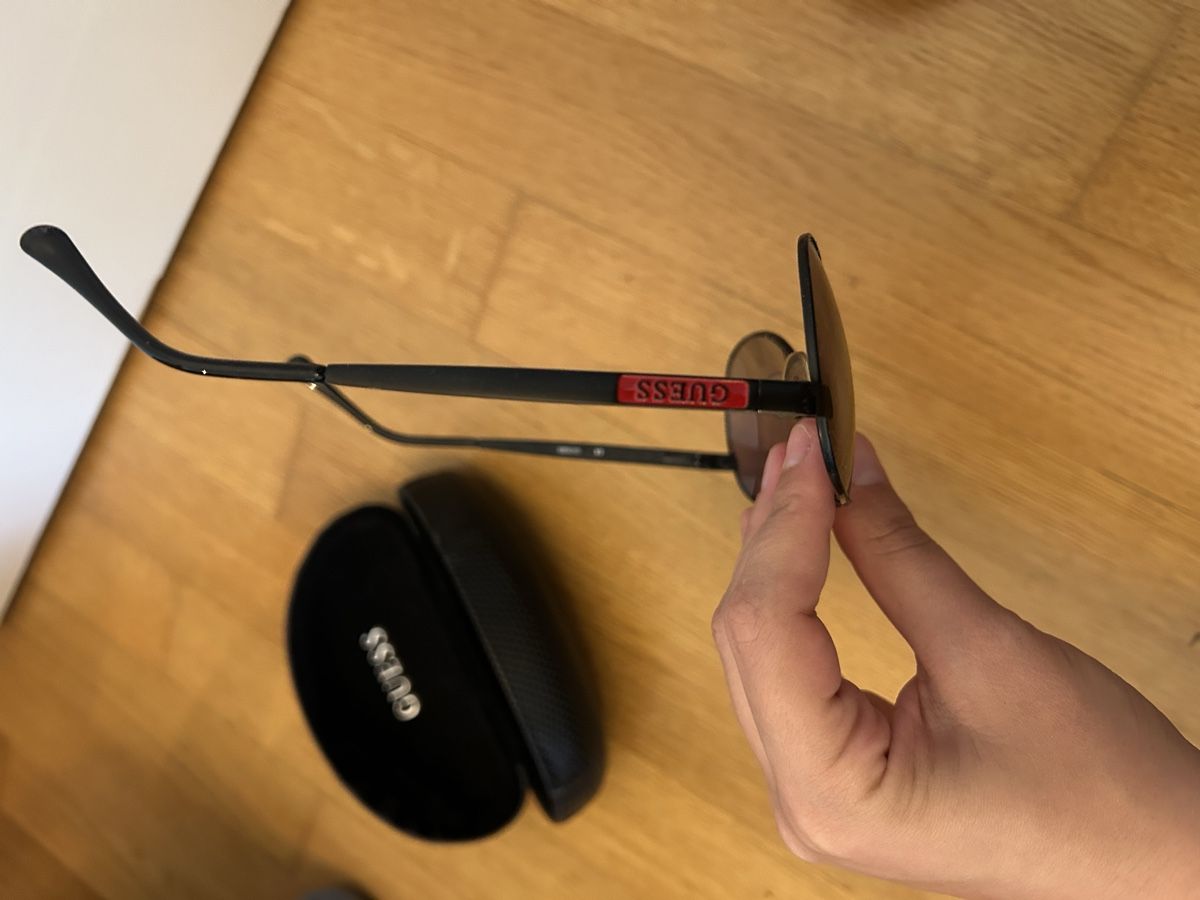 Guess Brillen & Gläser: Guess Sonnenbrille Männer – Gebraucht aus Zürich von fabuulois 3