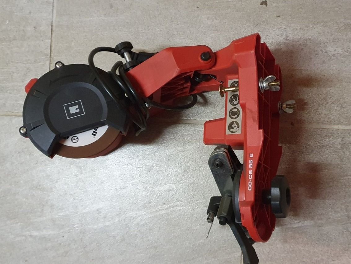 Einhell Tutti gli attrezzi: Einhell Säge Ketten Schärfer Kabel – Usato da Läufelfingen venduto da jac_vp95