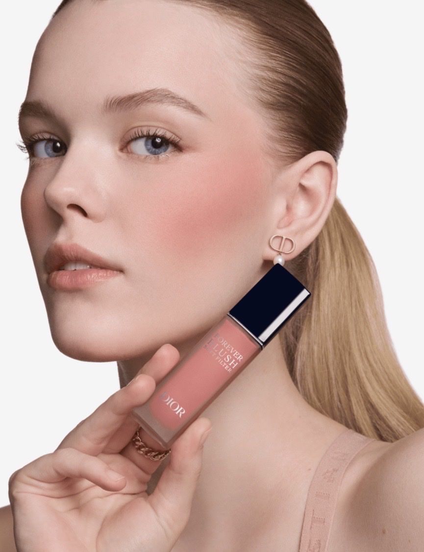 Dior Make-up: Dior Forever Blush 01 Petal, – Usato da Baden venduto da Tiffany6878