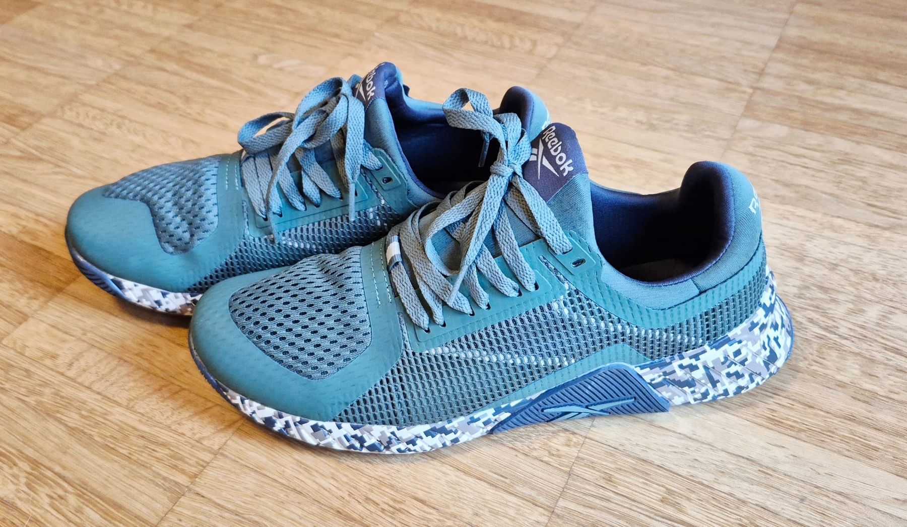 Herrenschuhe: Reebok Sneaker – Neu und originalverpackt aus Volketswil von dom_9qdh 1
