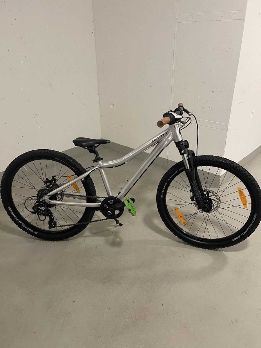 Scott Vélos: Scott Scale 24 Zoll  – D'occasion à Grenchen par mersinli 1