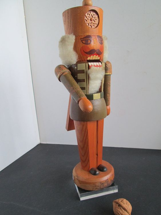 VorFor Nussknacker Figur 35cm - Weihnachtsdeko Aus Holz Im Ingwerhaus-Stil