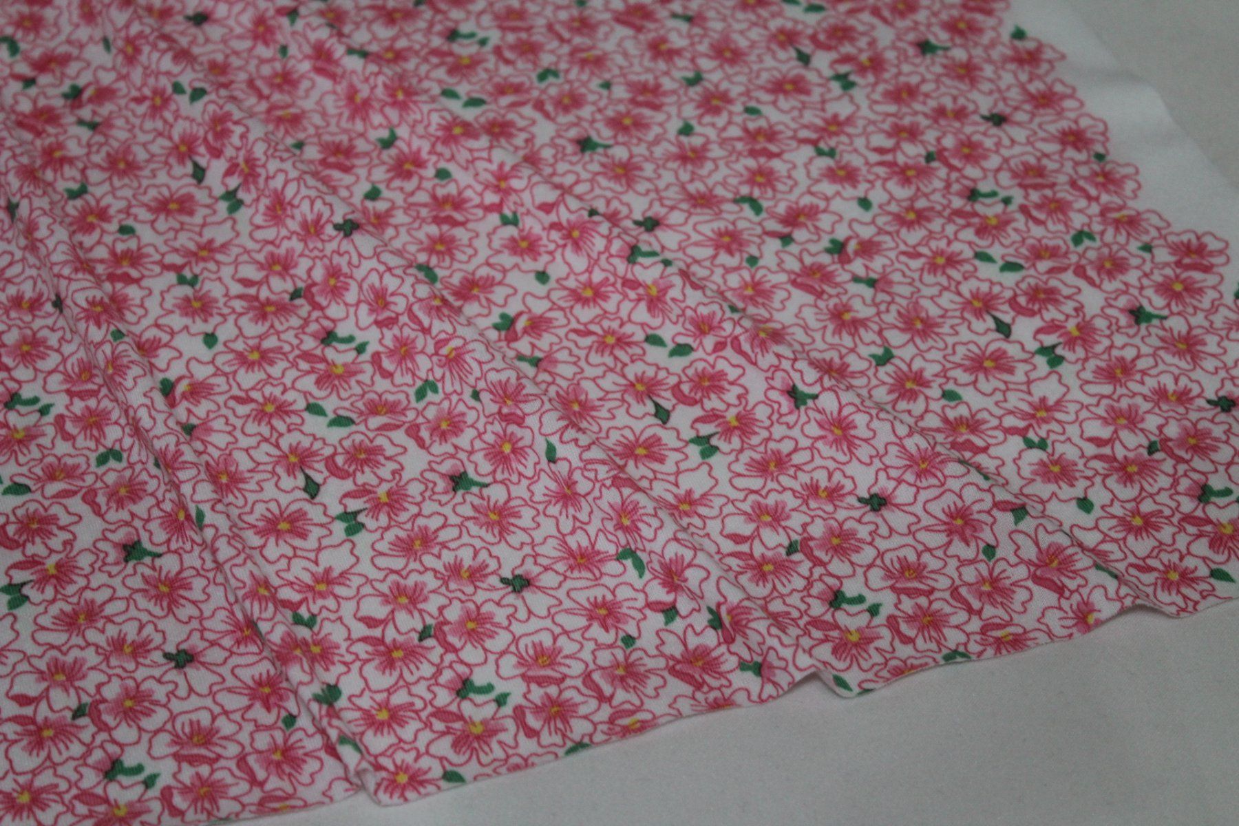 Tessuti: Stoff Vintage Jersey Blumen – Nuovo (secondo la descrizione) da Obfelden venduto da solomon111