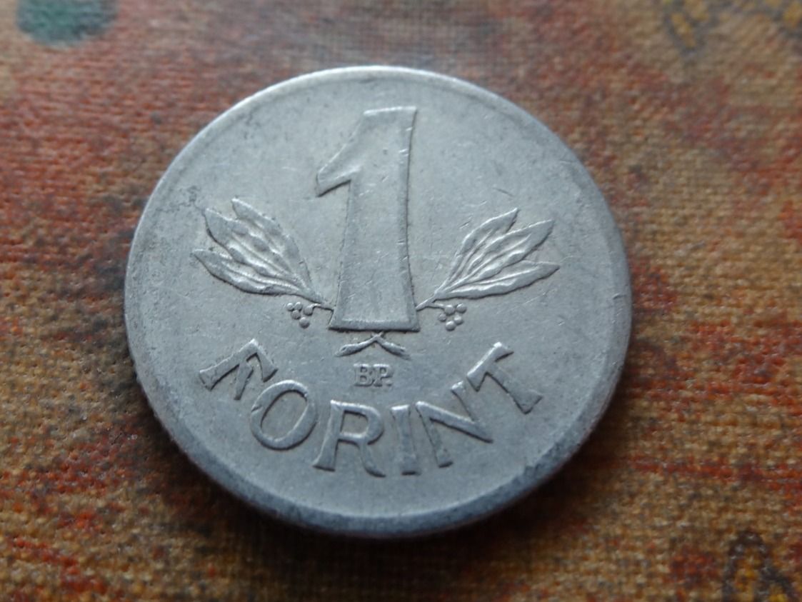 Tutti le monete: HONGRIE  1  Forint  1975 – Usato da Romanel-sur-Lausanne venduto da Swift13 1