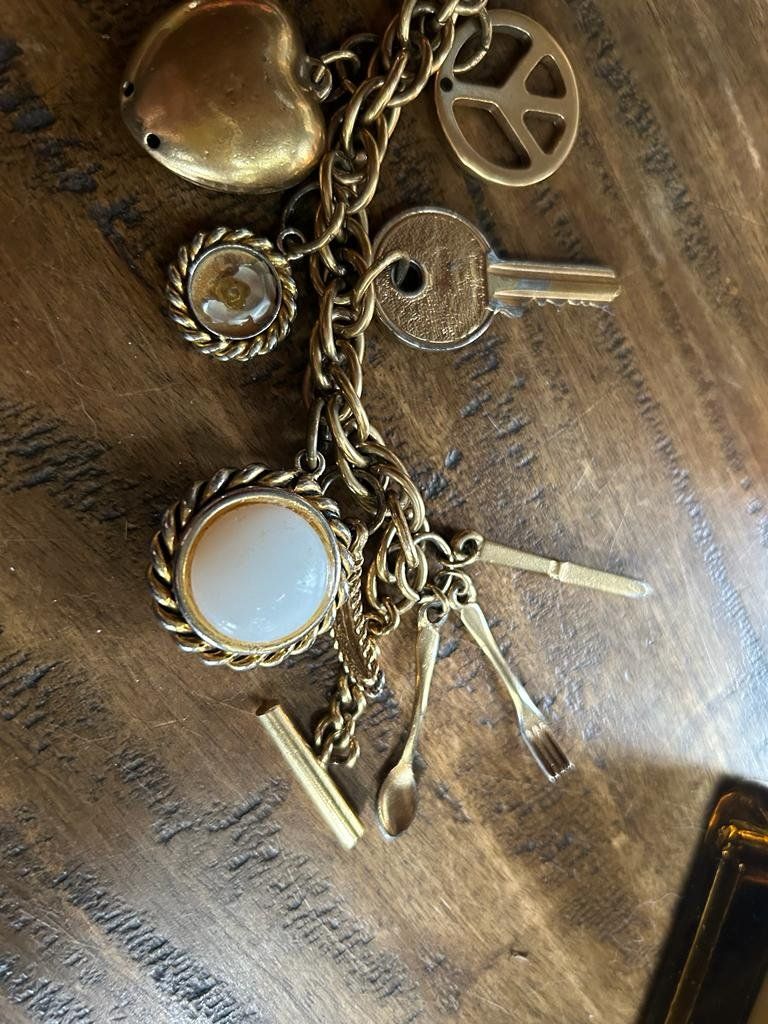 Moschino Bracciali & Braccialetti: Vintage Bettel-Armband Moschino – Usato da Schaffhausen venduto da amwr 8