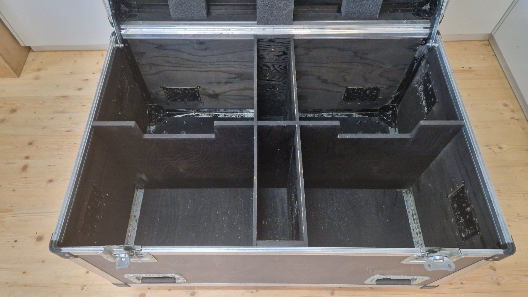 Reisekoffer: Flycase – Gebraucht aus Homberg b. Thun von Pro_speaker 2