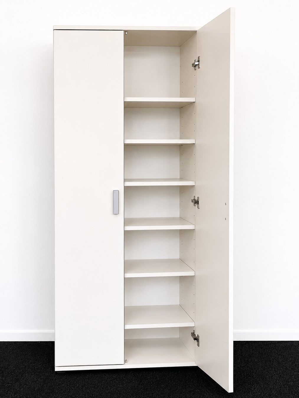 Armadi: Schrank weiss 2-türig – Usato da Appenzell venduto da oli_8dbc 2