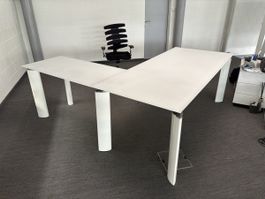 Bürotisch