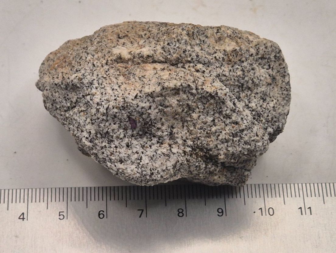 Pietre preziose: Rubin (e) in Muttergestein (135) – Nuovo e nell'imballaggio originale da Winterthur venduto da LukasMineralienOase 2