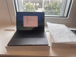 Wie neu - 14" MacBook Pro M5 Pro (64GB/2TB) mit Apple Care