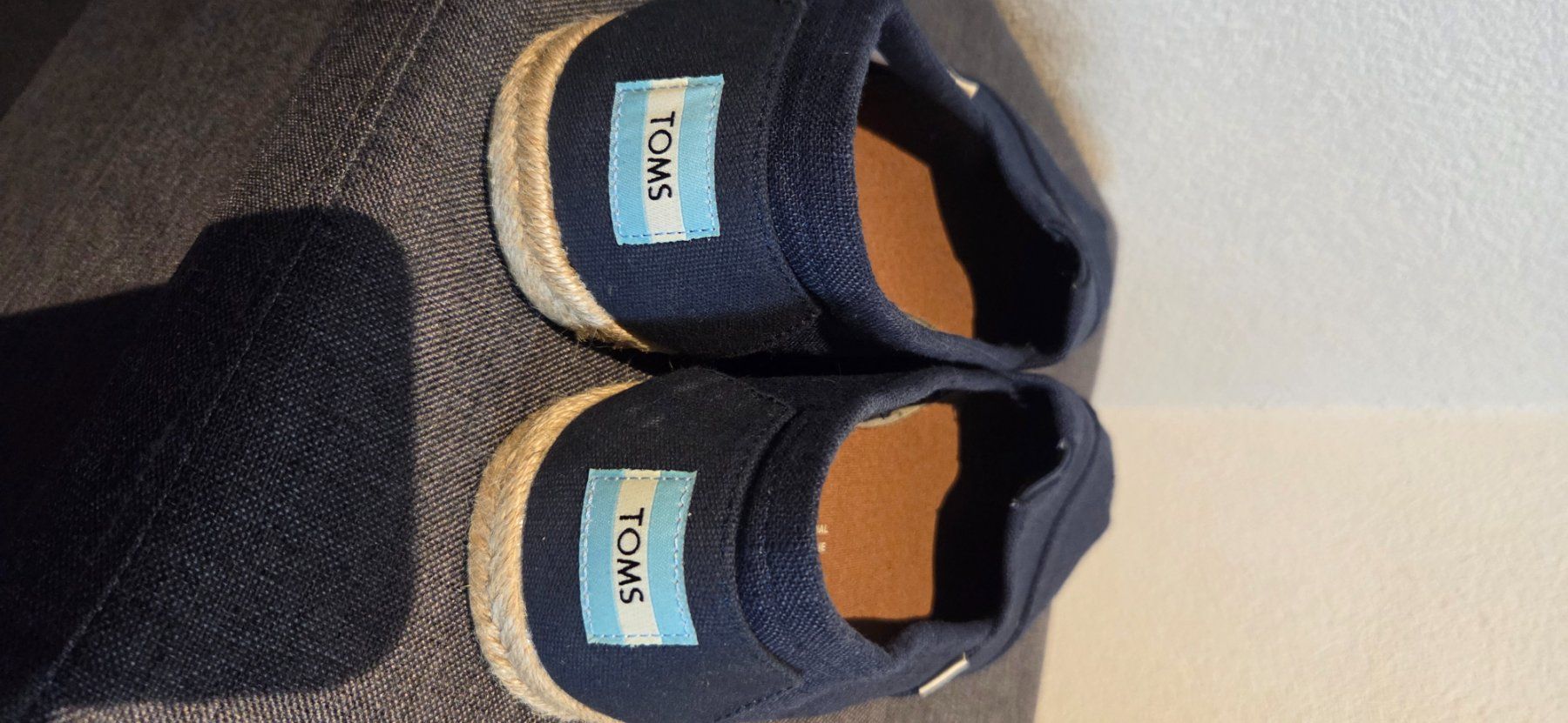 Scarpe da uomo: ZZZ: Stoffschuh Grösse 43.5 – Nuovo (secondo la descrizione) da Bremgarten b. Bern venduto da Marge7979 2