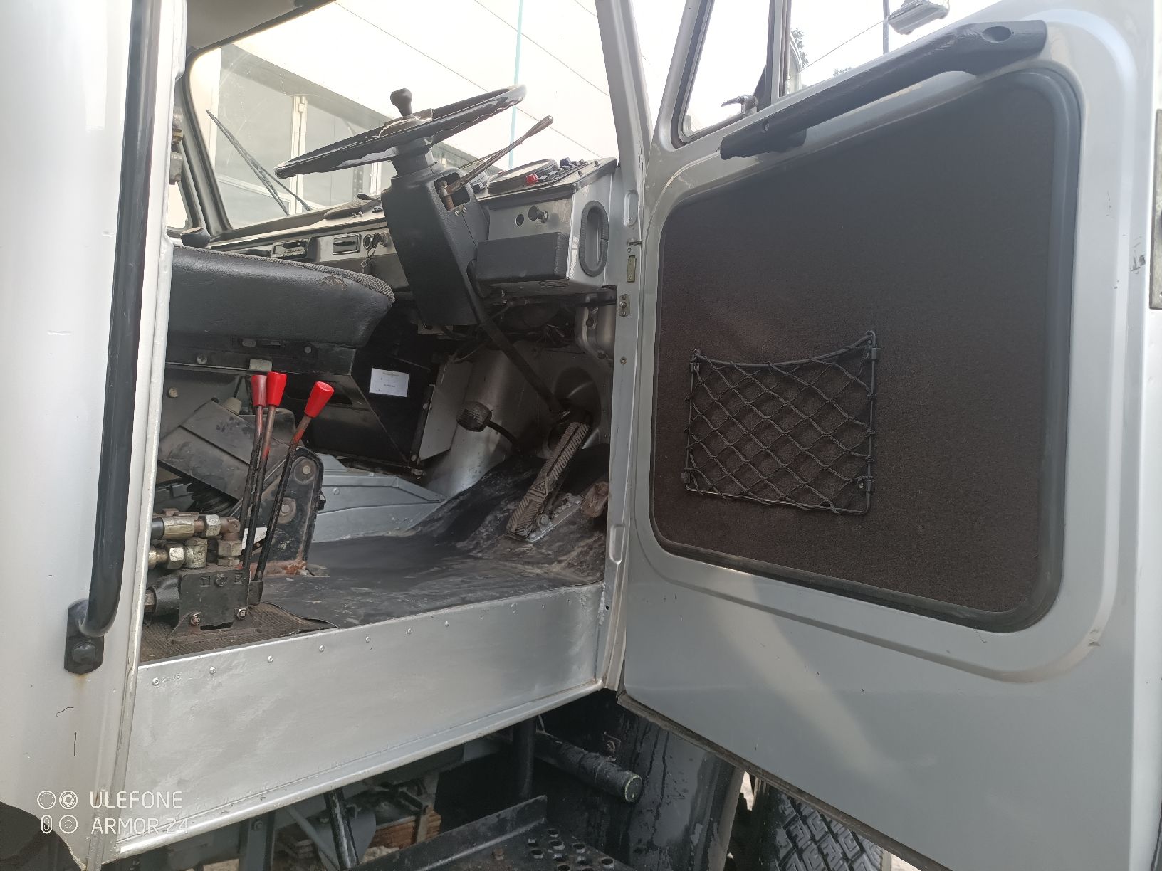 Saurer Lastwagen: Saurer 5DM D330 – Defekt aus Gettnau von RitaK0102 6