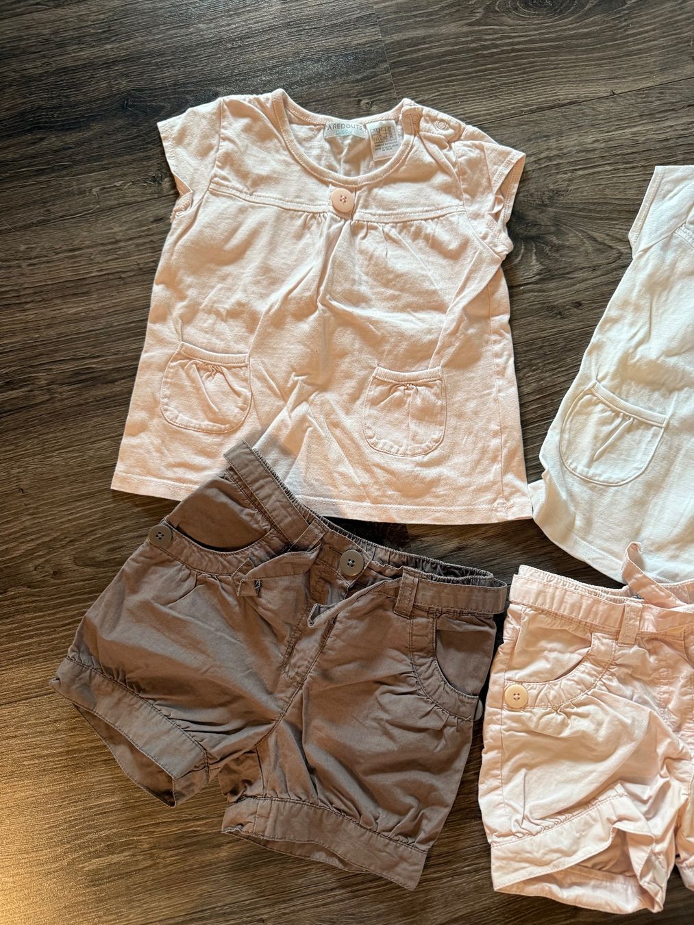 Lotti & Set di vestiti: Lot en 86 été – Usato da Chermignon-Bas venduto da mioumiou34 1