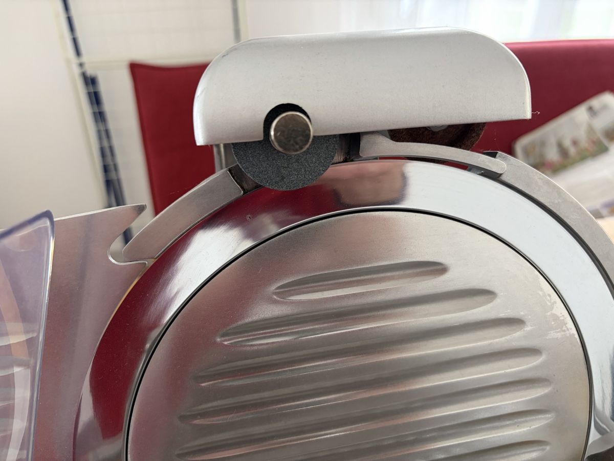 Elettrodomestici da cucina: Gastro Profi Aufschnittmaschine – Usato da Spreitenbach venduto da Wayne100 3