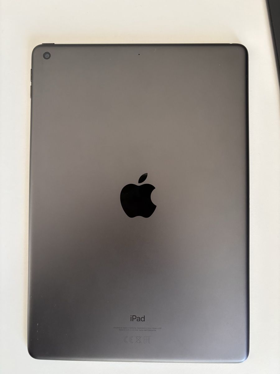 Apple Tablet PC: Apple iPad 7. Generation 32 GB gebraucht silber – Usato da Nänikon venduto da Caro8989
