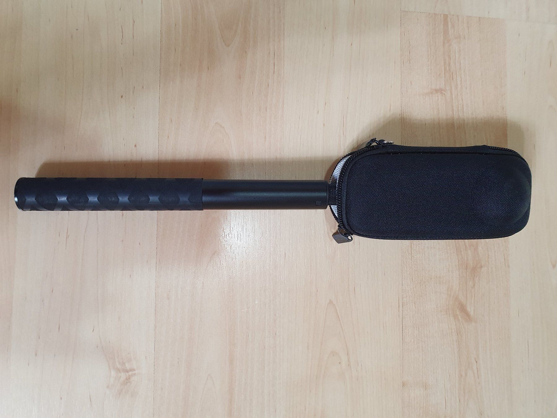 Insta360 Action Cam: Insta360 X5 Essentials Bundle + Extras – Nuovo (secondo la descrizione) da Luzern venduto da .Rafael. 5