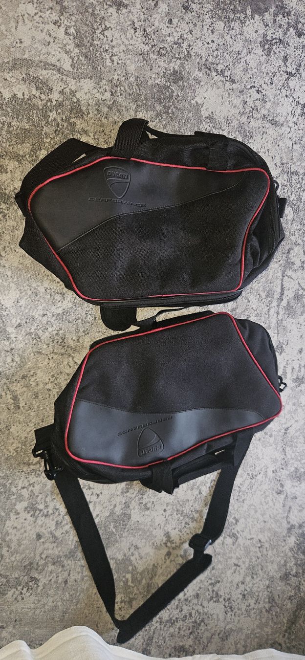 Valigie: sacoche moto ducati – Usato da VEVEY venduto da paolo08