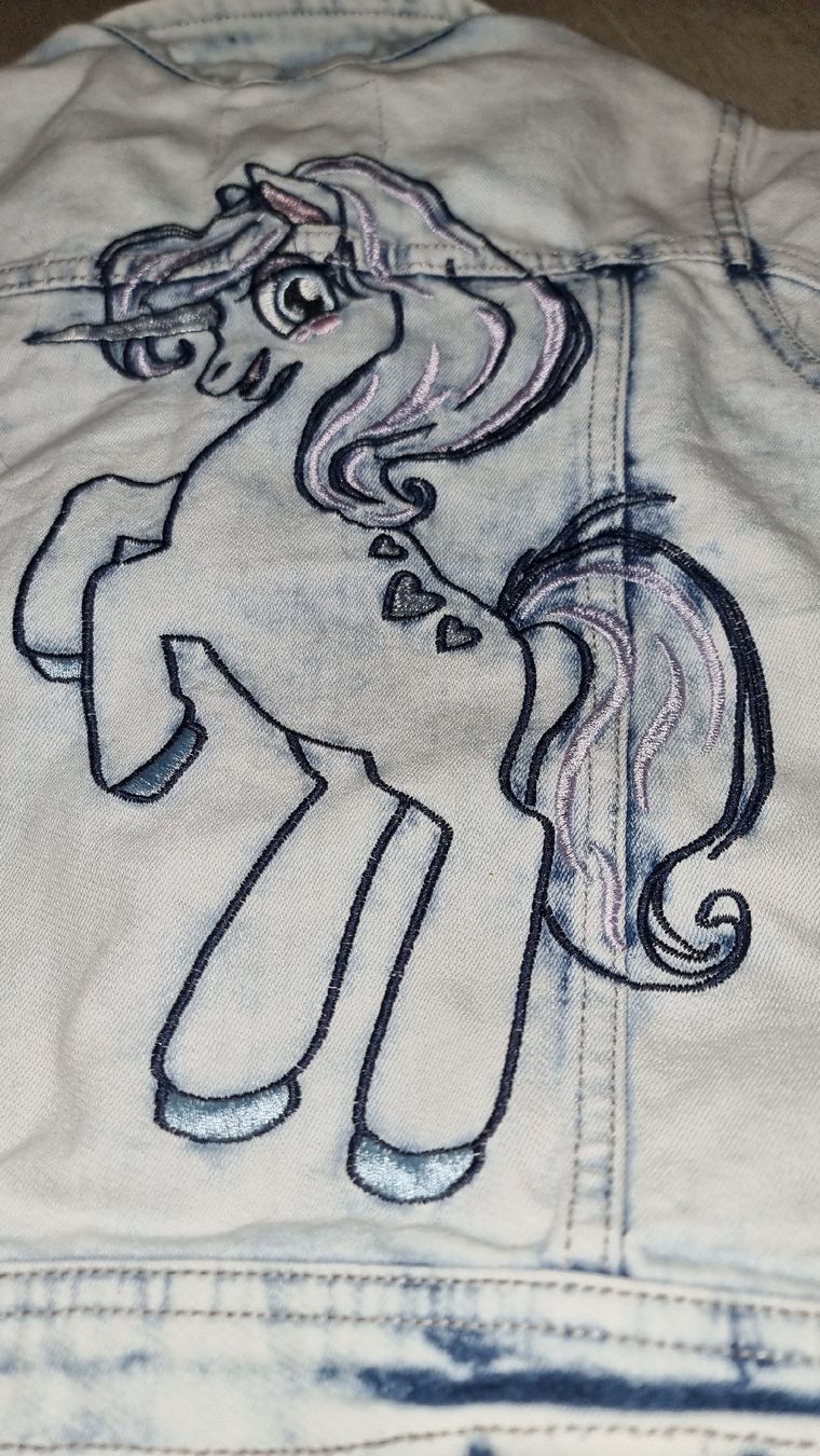 Giacche & Cappotti: Jeansjacke Mädchen Einhorn Gr. 128  – Usato da Wigoltingen venduto da Zuckerfee84 2