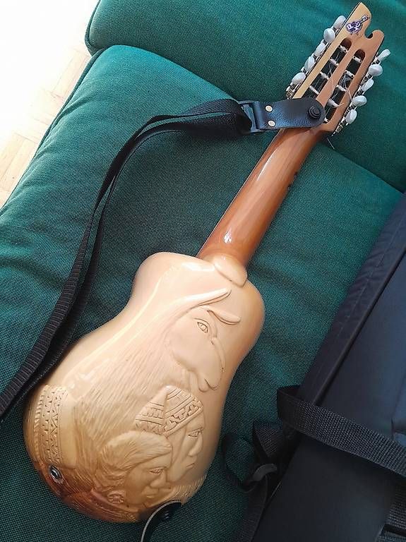 Instruments de musique: Charango Pro El Chaski Bolivia – Neuf avec emballage d'origine à Lausanne par EdwinBOSU 4