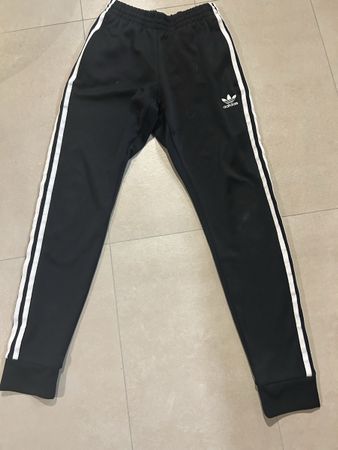 Pantalon Adidas noir à bandes blanches - Taille XS!