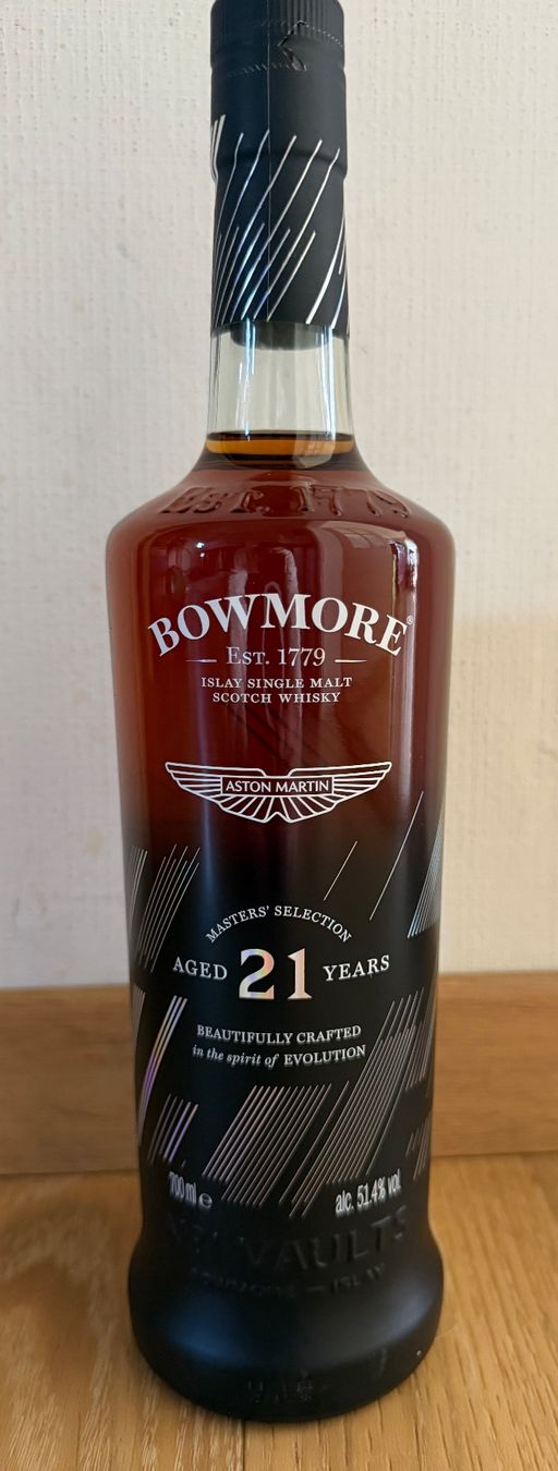 Bowmore Bevande alcoliche: Bowmore 21y Aston Martin Edition 4 - Masters' Selection – Nuovo e nell'imballaggio originale da Mont-sur-Lausanne venduto da Zoro_gx8c