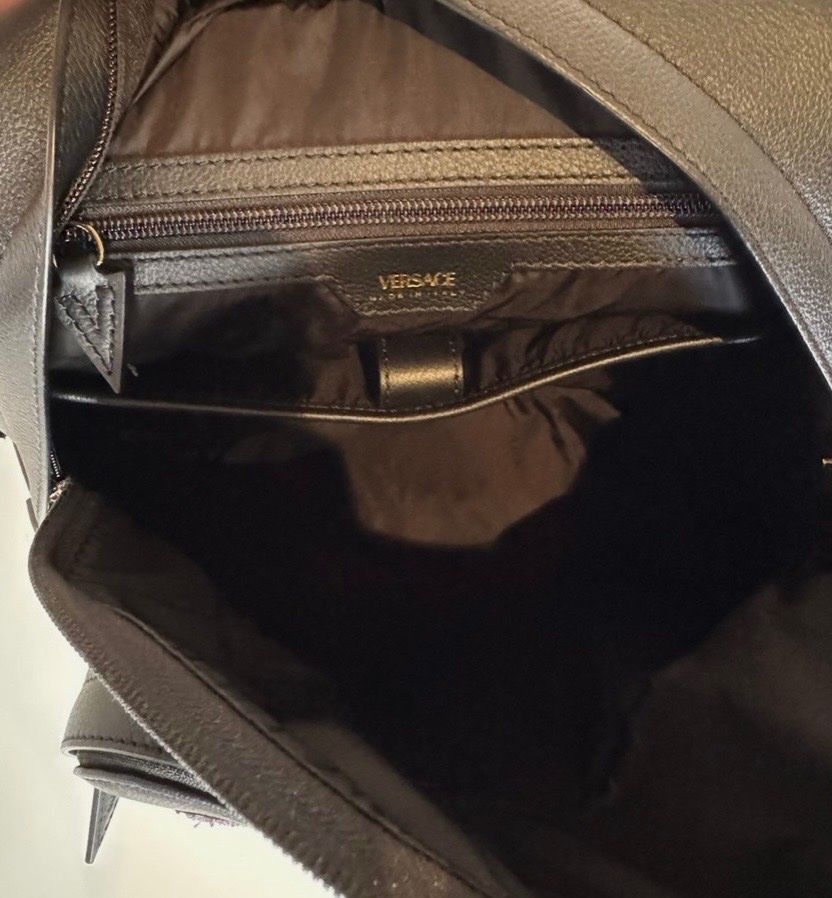 Versace Sacs: Versace leather backpack new – D'occasion à Adliswil par ale_dv2q 2
