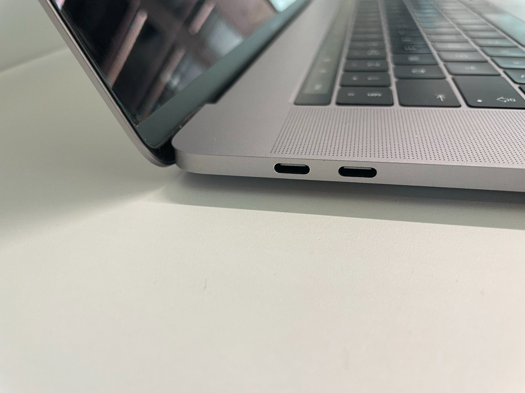Apple Portables: MacBook Pro (15'', Mid 2017) – D'occasion à Zürich par ATP_Zuerich_AG 2