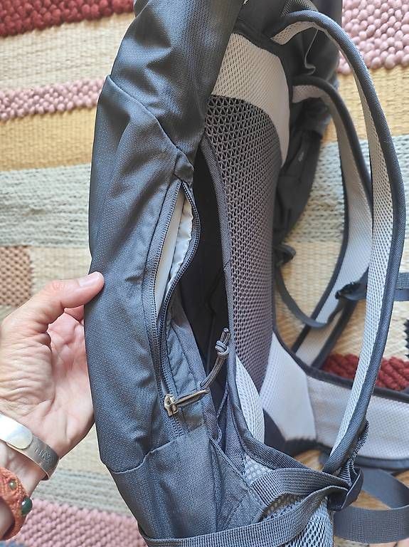 Rucksäcke: Sac à dos randonnée Deuters 28l – Gebraucht aus Bernex von -dyo- 2