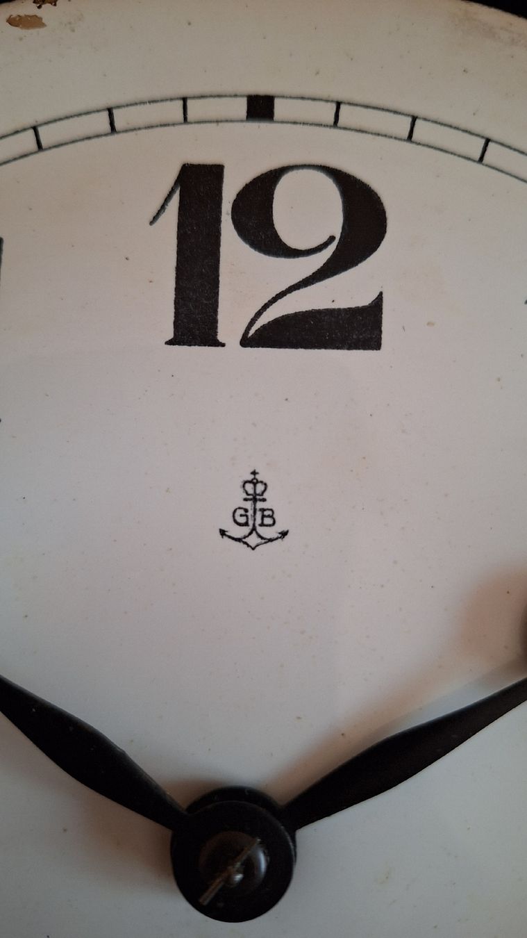 Orologi da terra & Orologi da parete: Wand Pendeluhr alt – Usato da Bönigen venduto da saft195619 4
