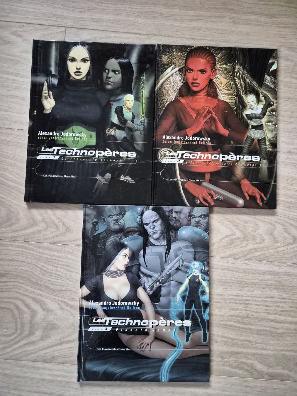 Fumetti: Lot 3 Bandes Dessinées Les Technopères Jodorowsky – Nuovo (secondo la descrizione) da La Joux FR venduto da car_ck96