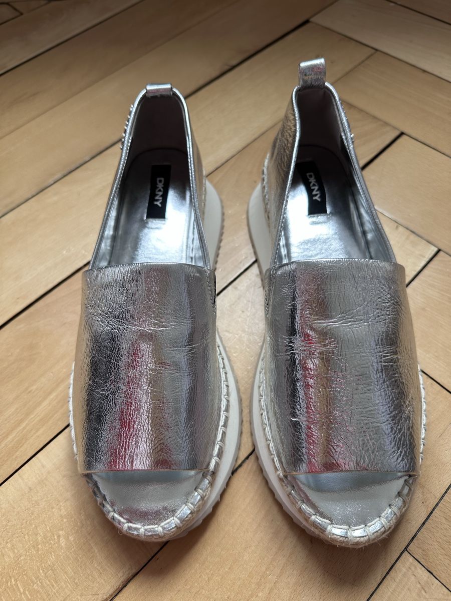 DKNY Scarpe da donna: DKNY Silver Espadrille Platform Sandals - EU size 40.5 – Nuovo (secondo la descrizione) da Zürich venduto da ben_sx7k 5