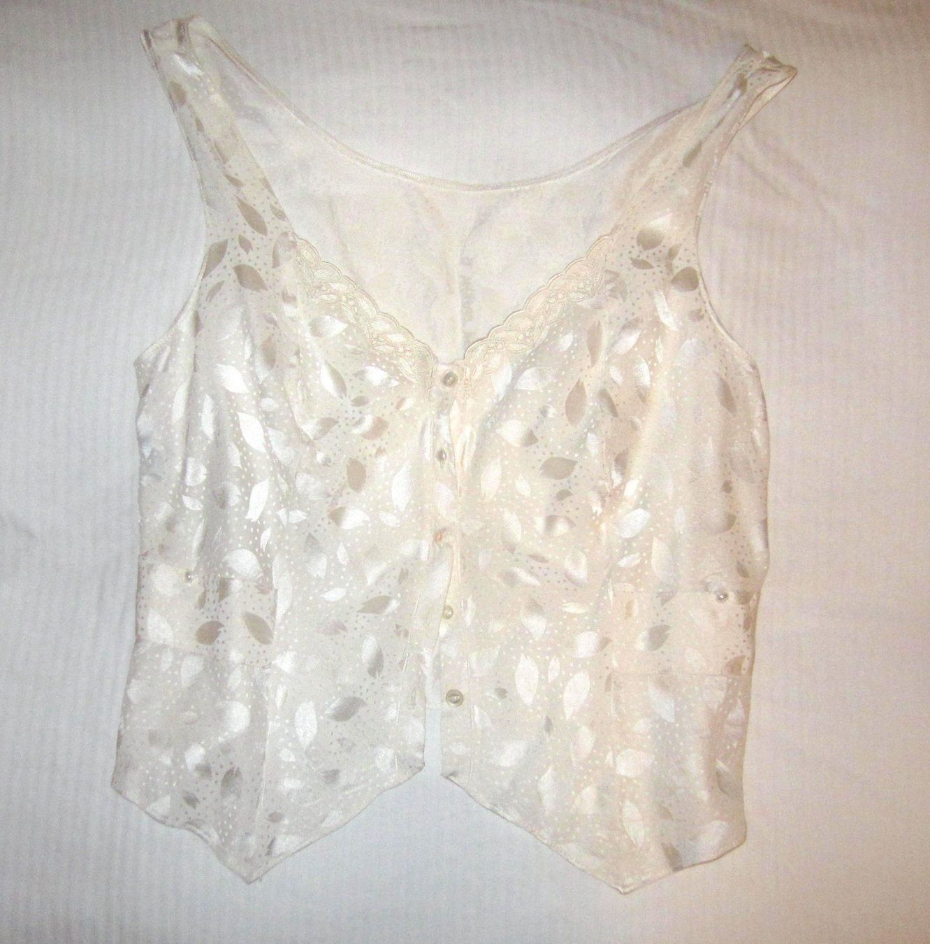 Tops: Damen Seiden-Oberteil 'Lady de Paris' – Neu (gemäss Beschreibung) aus Meggen von Tristar03