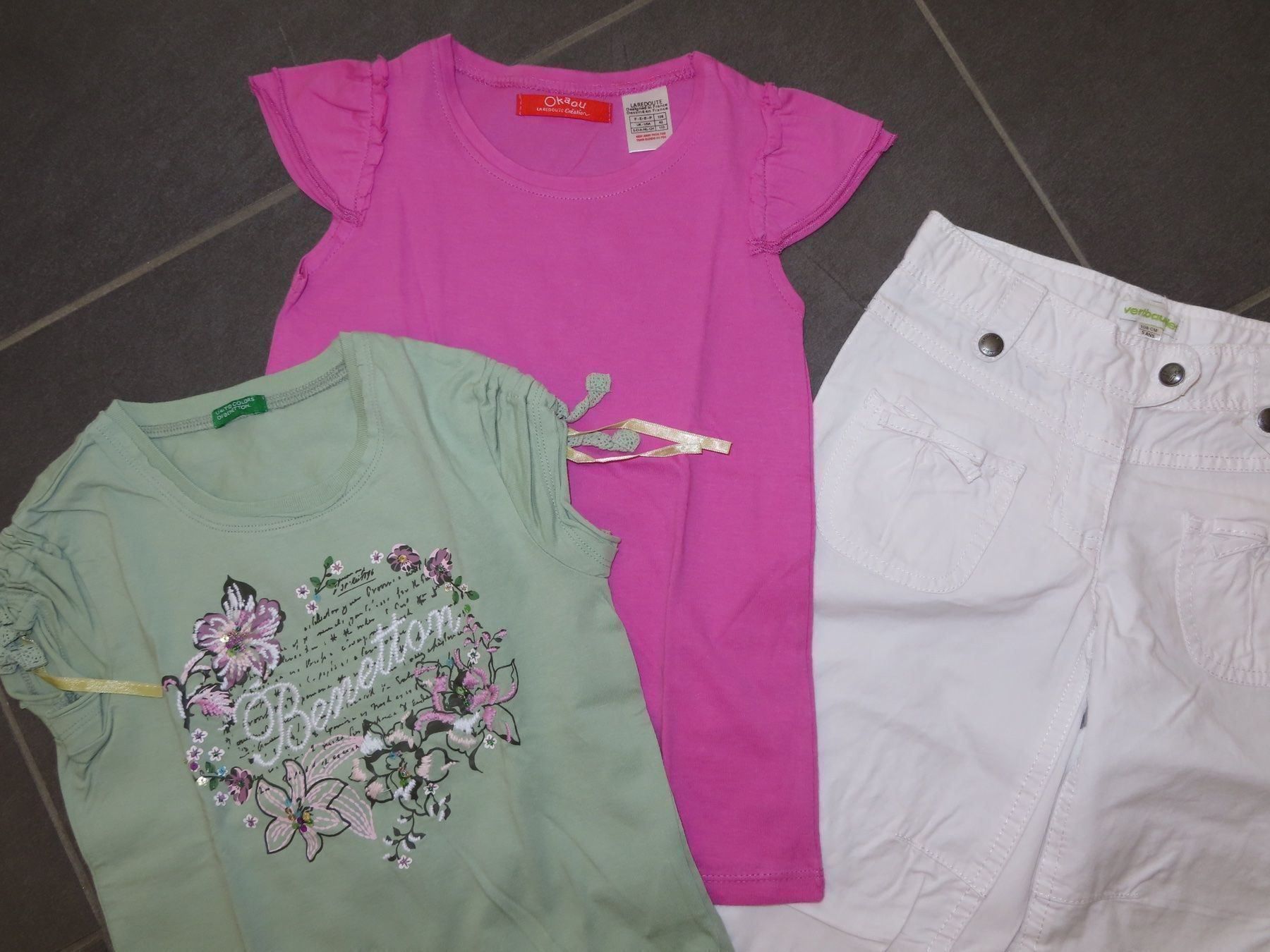 Benetton Lotti & Set di vestiti: super herziges Set Gr.110 BENETTON, OKAOU ***NEU*** – Nuovo e nell'imballaggio originale da Wallenried venduto da Asyano 1